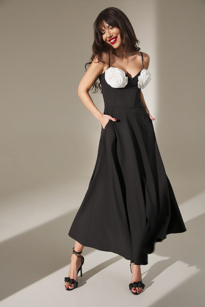 Rochie midi neagra cu trandafiri
